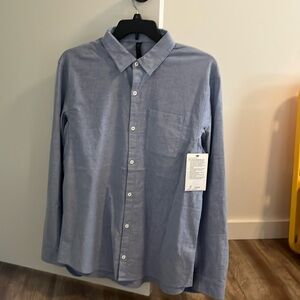 Lululemon All Town Buttondown